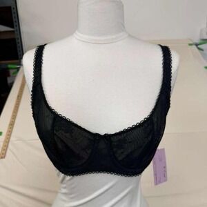 Black Lace Underwire Bra – Size 34C